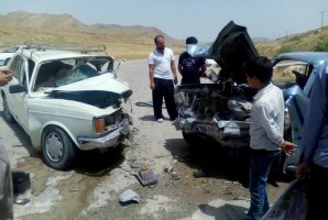 	تصادف پیکان و مزدا در محور زرین جوب به سرپلذهاب ۷ کشته و زخمی بر جای گذاشت 