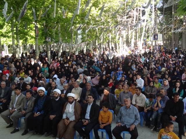  جشن نیمه شعبان در پارک معلم شهر صحنه برگزار شد