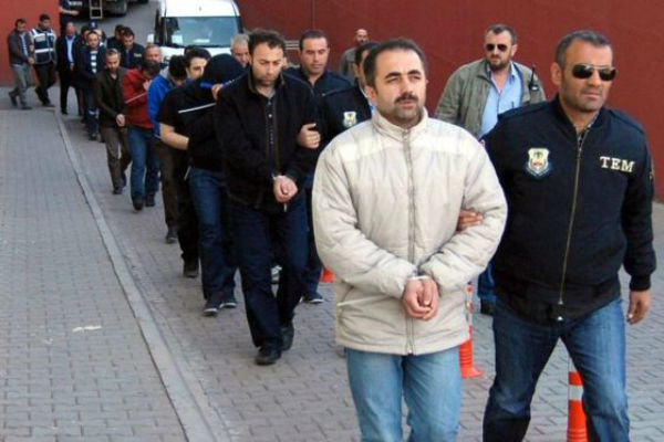 رئیس پلیس سابق استانبول و مشاور «عبدالله گل» بازداشت شدند
