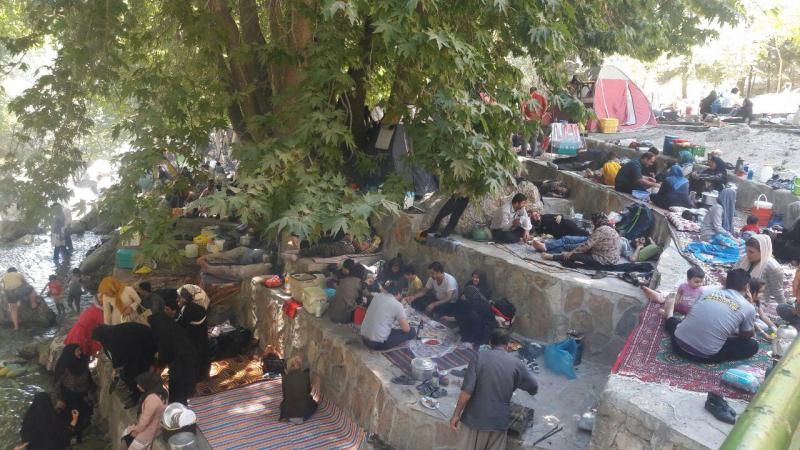 حضور چندین هزار نفری گردشگران داخلی و خارجی از دربند صحنه