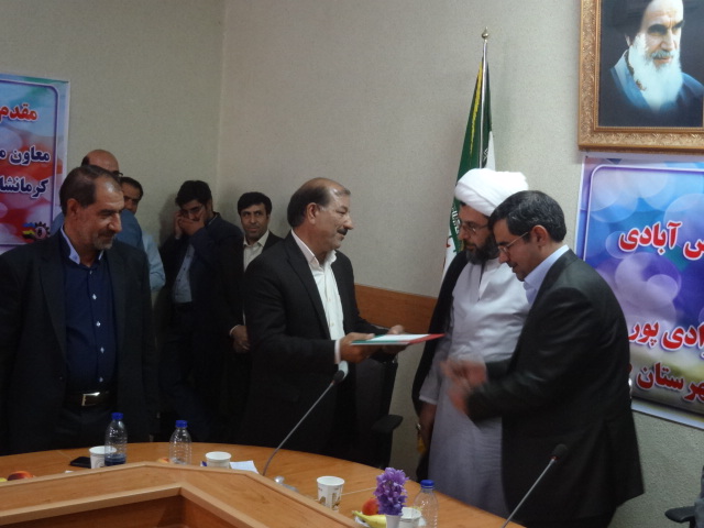 مراسم تودیع و معارفه فرماندار شهرستان صحنه برگزار شد