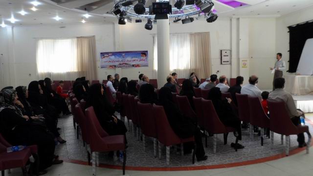 گارگاه آموزشی ویژه ایثارگران شهرستان صحنه برگزار شد