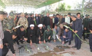  میهمانی لاله ها در گلزار شهدای شهرستان سرپلذهاب 