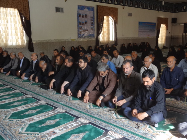 اجتماع بزرگ پیشکسوتان و جهادگران صحنه ای به مناسبت حصر آبادان برگزار شد + تصویر
