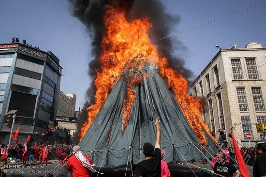  عکس های مراسم خیمه سوزان عاشورا در تهران