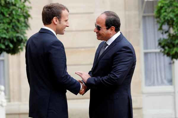 دوستان بیایند و ببینند؛ در مصر زندانی سیاسی نداریم