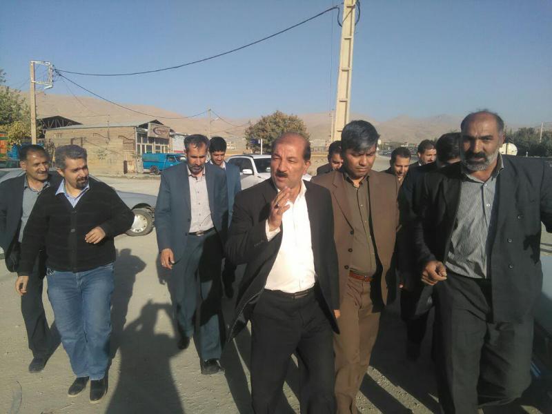 فرماندار شهرستان صحنه از روستاهای بخش مرکزی صحنه بازدید کرد
