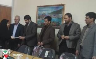 تجلیل از اولیای آموزشی مدارس شاهد اسلام آباد غرب 