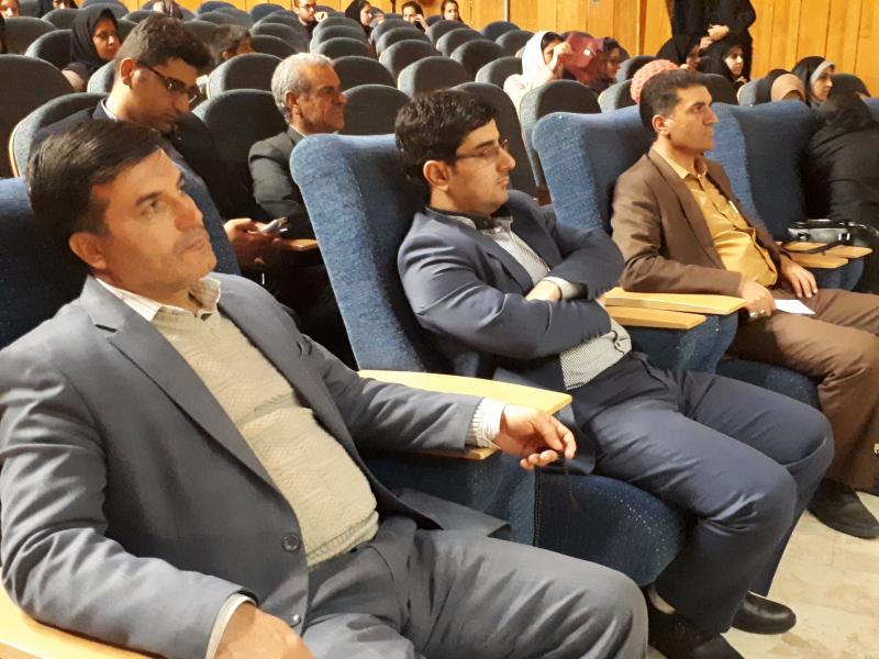 مراسم جشن بزرگ انقلاب در شهر صحنه برگزار شد