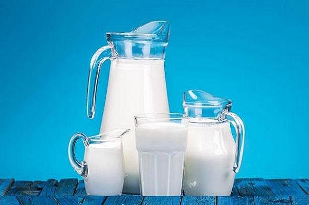 نوشیدن شیر اُرگانیک ریسک بیماری قلبی عروقی را کاهش می دهد 