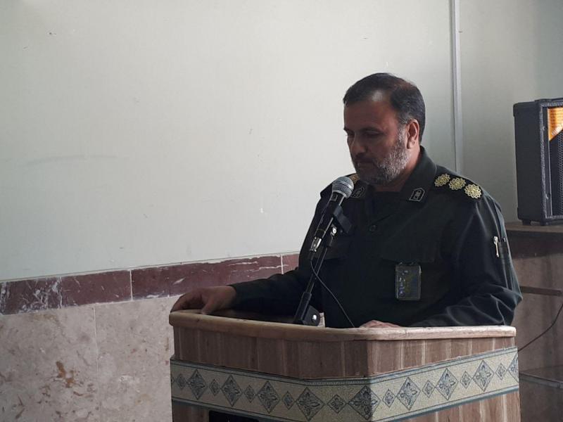  بسیج بازوی توامند انقلاب است / بسیجیان  هیچ چشم داشتی ندارند 