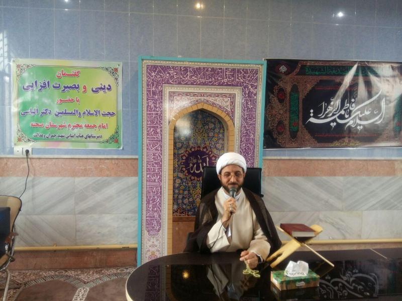 گفتمان دینی و بصیرت افزایی در دبیرستان پسرانه شهید رجایی بخش دینور برگزار شد +عکس