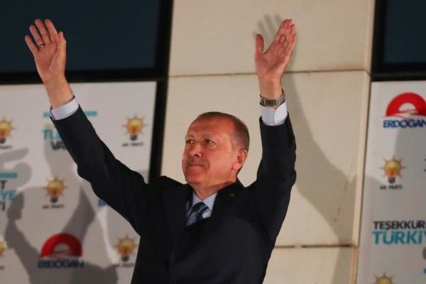 شورای عالی انتخابات ترکیه اردوغان را برنده انتخابات اعلام کرد