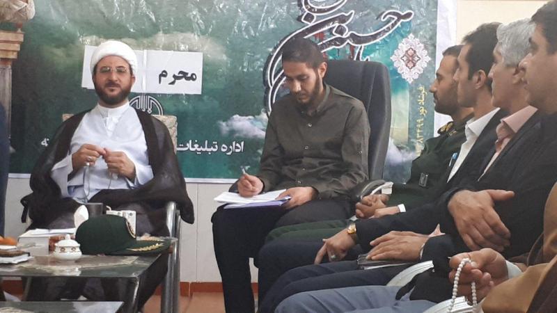 بسیاری از مشکلات کشور مربوط به مسولین نالایق داخلی است