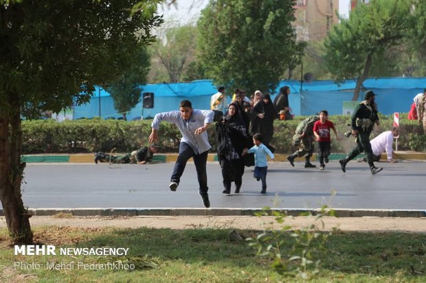 لحظه به لحظه با حادثه تروریستی اهواز/۸ نفر شهید شدند
