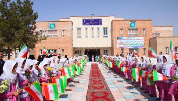 بهره برداری از ۱۱۰مدرسه بنیادبرکت درمناطق محروم کشور