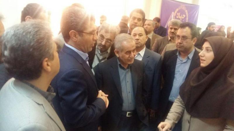 واحدهای فناور کانون شکوفایی و خلاقیت شهرستان صحنه در نمایشگاه هفته پژوهش کرمانشاه شرکت کردند + تصویر واحدهای فناور کانون شکوفایی و خلاقیت شهرستان صحنه در نمایشگاه هفته پژوهش کرمانشاه شرکت کردند + تصویر