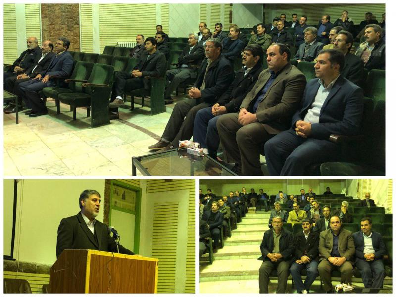 کارگاه آموزشی دهیاران روستاهای بخش مرکزی صحنه برگزار شد