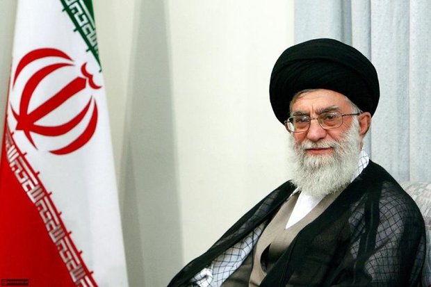 تسلیم در برابر دشمن برای حل مشکلات اقتصادی، خطایی نابخشودنی است