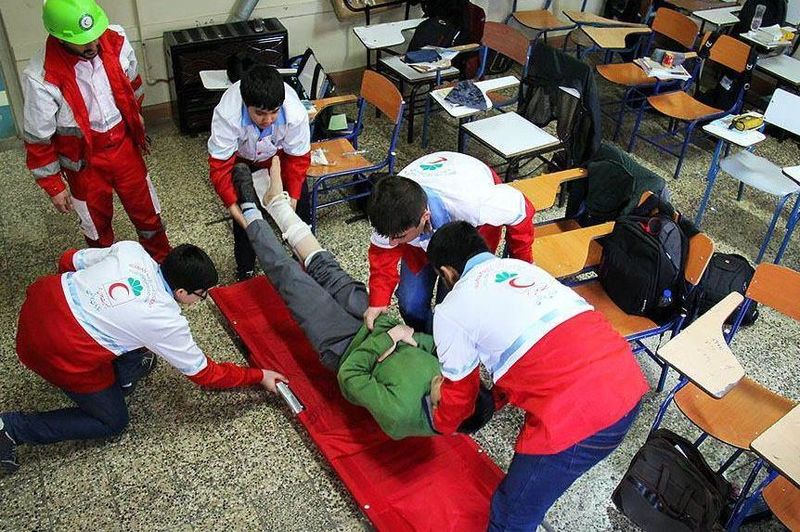  مانور زلزله و ایمنی در شهرستان هرسین برگزار شد