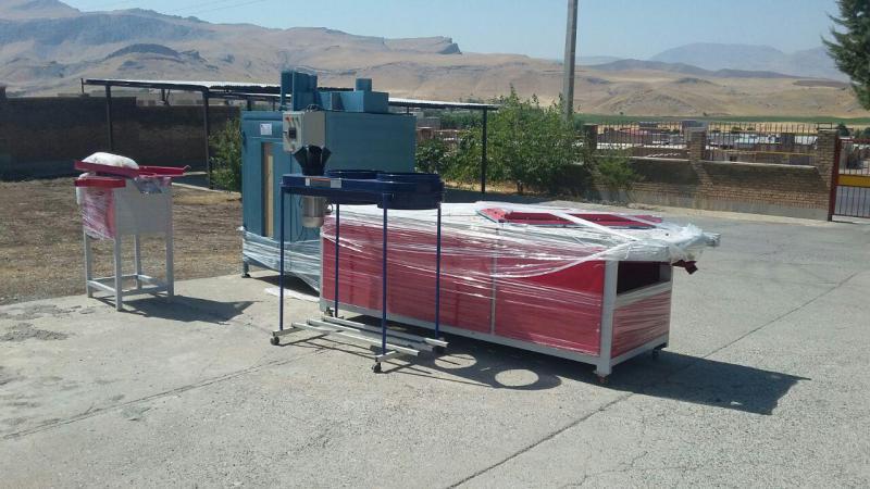 دو دستگاه صنعتی کوچک جهت اشتغال زایی گروهی در صحنه خریداری شد 