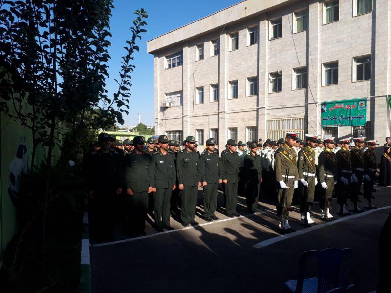 صبحگاه مشترک نیروهای نظامی و انتظامی در شهرستان صحنه برگزار شد