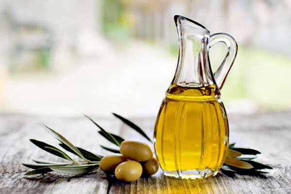 تاثیر روغن زیتون در رشد مو 