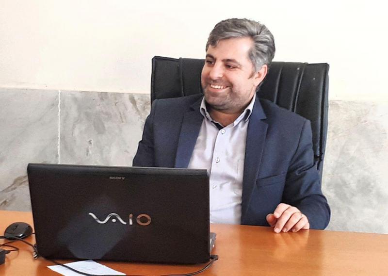 حوزه و دانشگاه نقش مهمی را در پیشرفت جامعه اسلامی ایفا می كنند