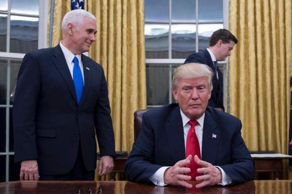 ادامه اقدامات ضد ایرانی کاخ سفید به بهانه مقابله با کرونا