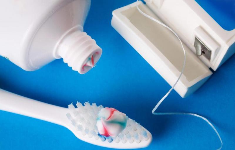 مسواک زدن و نخ دندان به پیشگیری از دیابت کمک می کند