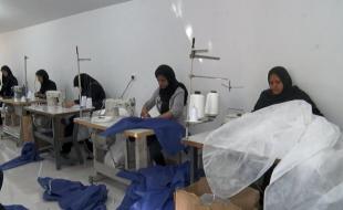 کارگاه تولید لباس یکبار مصرف در بقاع متبرکه کرمانشاه ایجاد می‌شود 