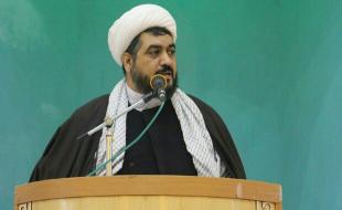 معرفی یک شخص معلوم‌الحال به عنوان نماد سینه‌ستبر ایران اقدامی ضدفرهنگی بود 