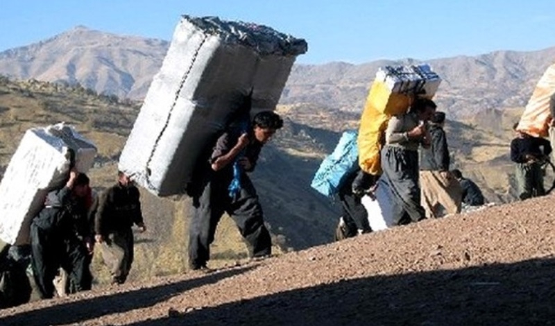  بنیاد برکت به دنبال ایجاد اشتغال برای کولبران/ سهم استان کرمانشاه ۹۰۰ طرح