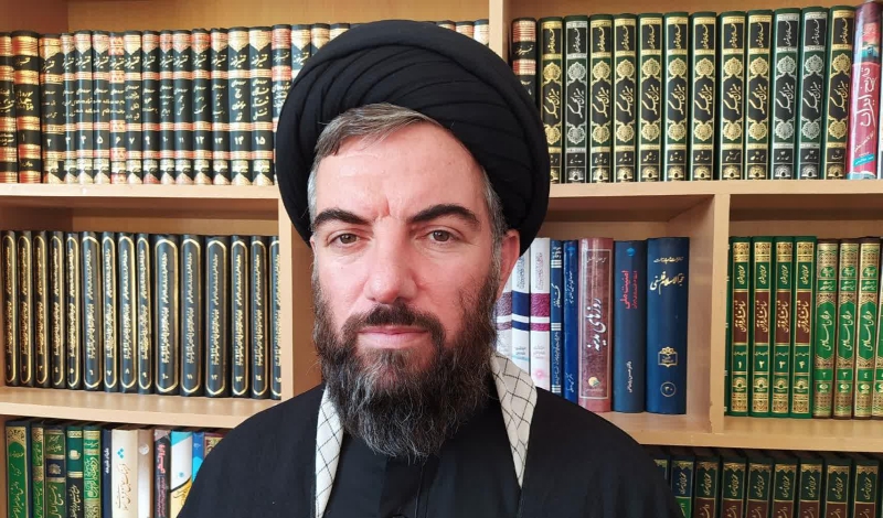 حجت الاسلام ساداتی سوزاندن قرآن نشان دهنده عجز غرب در مقابل منطق قرآن و جاذبه رحمت للعالمین