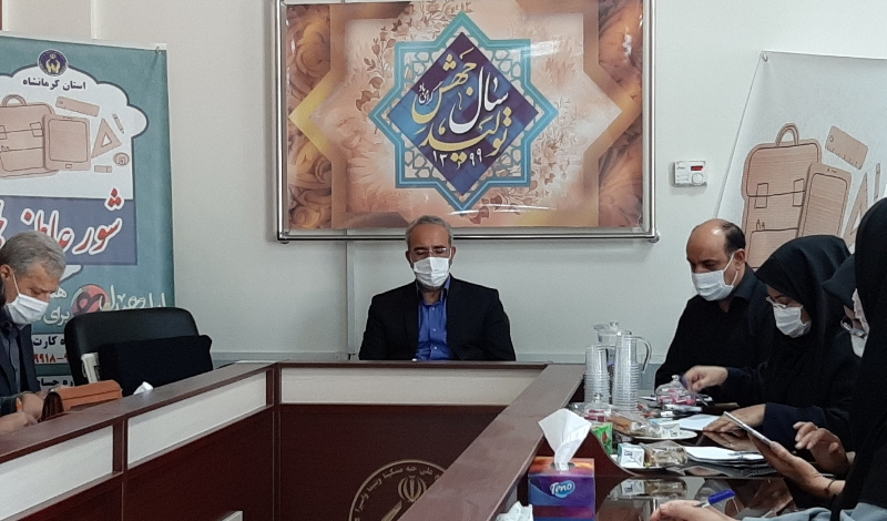 ۷ هزار نفر از دانش آموزان و دانشجویان تحت پوشش برای آموزش به گوشی هوشمند و تبلت نیاز دارند/ برگزاری برنامه شور عاطفه ها