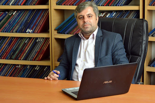 رمز ایمن سازی جامعه در برابر انحرافات و فتنه‌ها داشتن تفکر انقلابی است