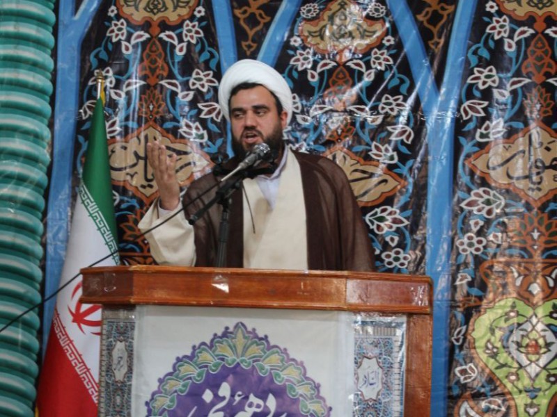 قدردانی از خون شهدا، رمز حفظ انقلاب اسلامی