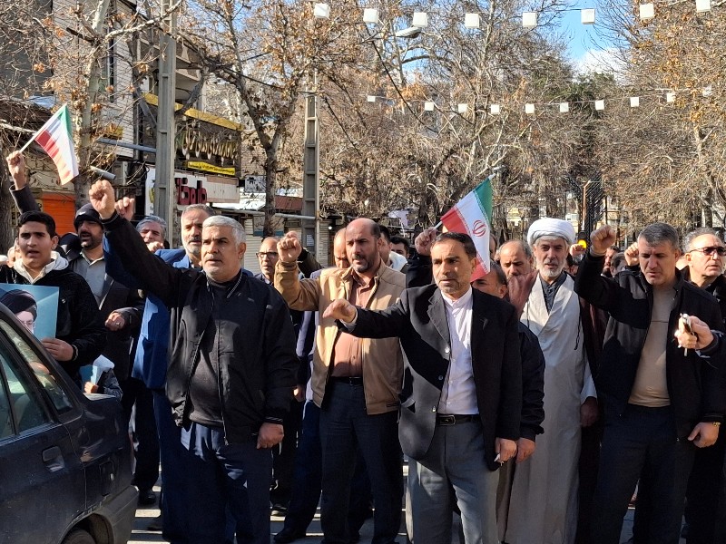 راهپیمایی نمازگزاران صحنه ای در محکومیت حوادث تروریستی آمریکایی، صهیونیستی