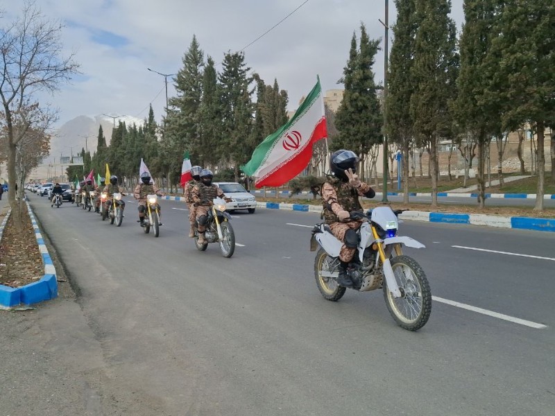 برگزاری رژه موتوری و خودرویی به مناسبت پیروزی انقلاب اسلامی   