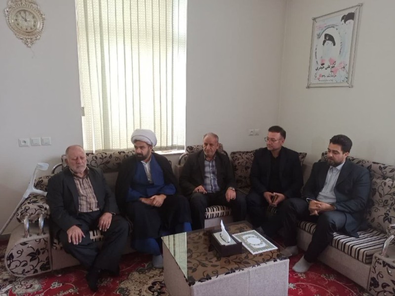 زنده نگهداشتن یاد شهدا کمتر از شهادت نیست زنده نگهداشتن یاد شهدا کمتر از شهادت نیست