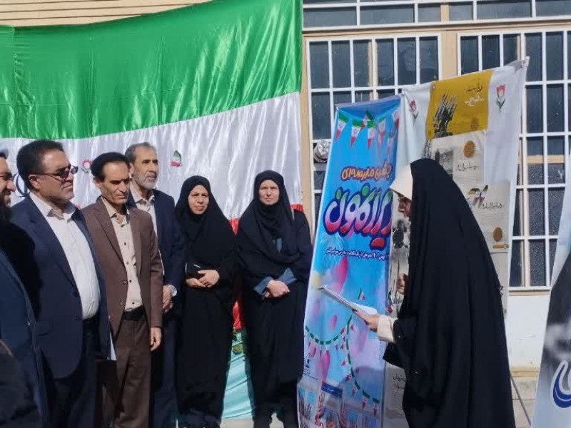 برپایی میز خدمت ادارات در نماز جمعه صحنه