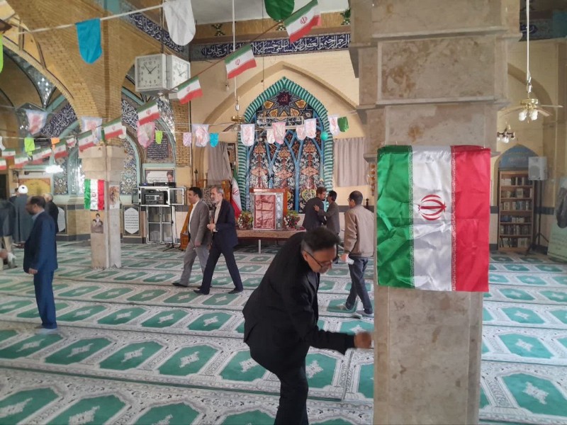 برگزاری آیین غبارروبی مساجد صحنه در آستانه ماه مبارک رمضان   