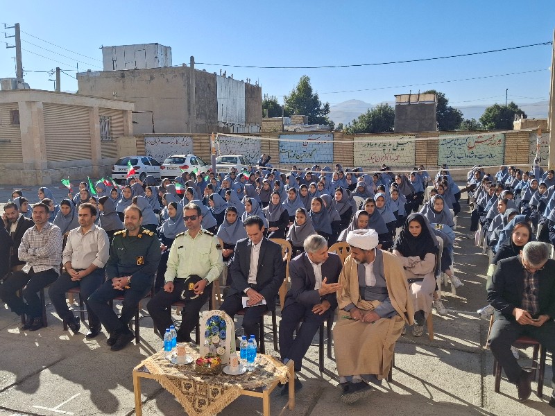 زنگ پدافند غیرعامل و استکبارستیزی در صحنه نواخته شد