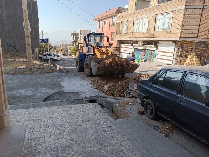 جمع آوری نخاله ها و پاکسازی زمین های بایر سطح شهرک امام رضا علیه السلام و ابراهیم آباد   