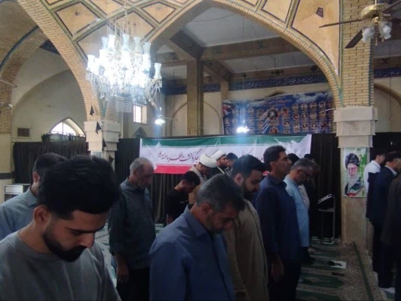نماز باشکوه عید سعید قربان صبح امروز با حضور مردم مؤمن و ولایتمدار شهرستان صحنه برگزار شد.