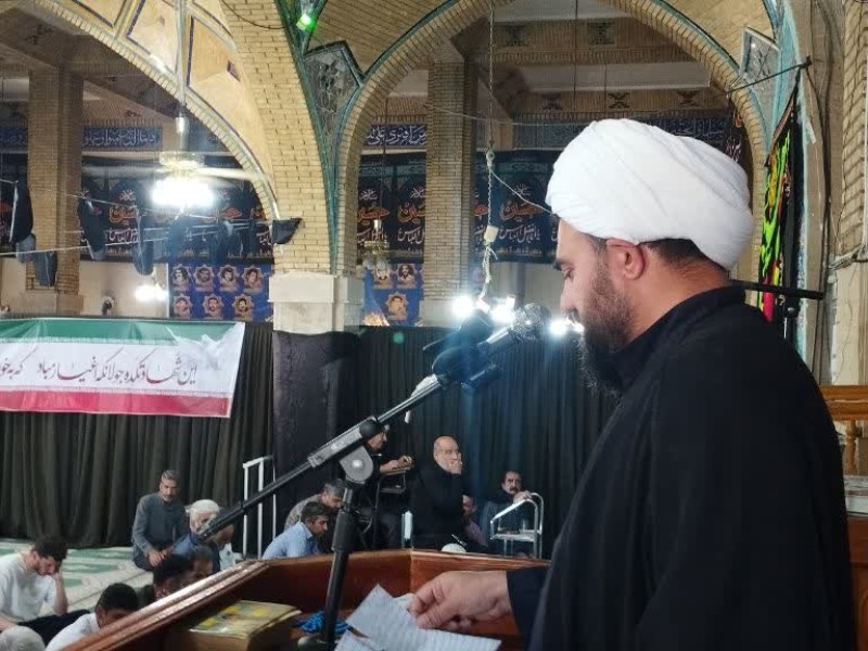 / راه امام شهید، مقاومت و ایستادگی در برابر دشمن است